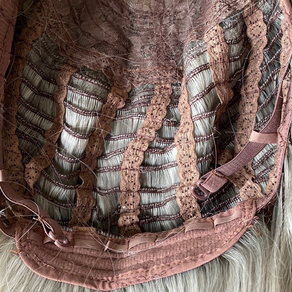 Beautiful Ash Blonde Wig - Picture 8 of 13